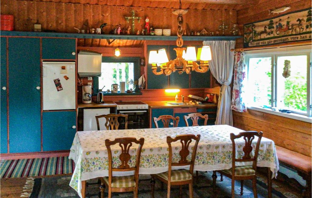 Amazing Home In kersberga With Sauna, 4 Bedrooms And Wifi photo 4