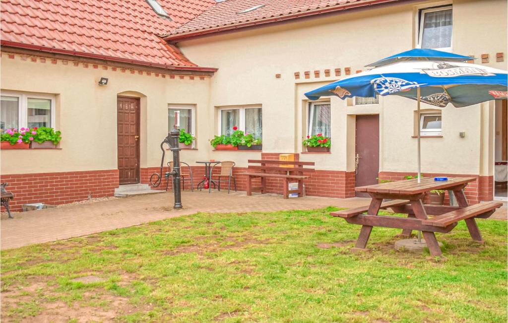 Awesome Apartment In Dominikowo With Wifi photo 1