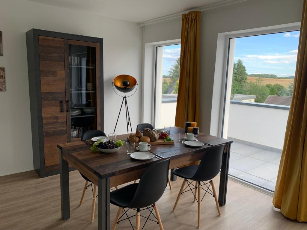 eifel24, neues und modernes Appartement mit Dachterrasse photo 2