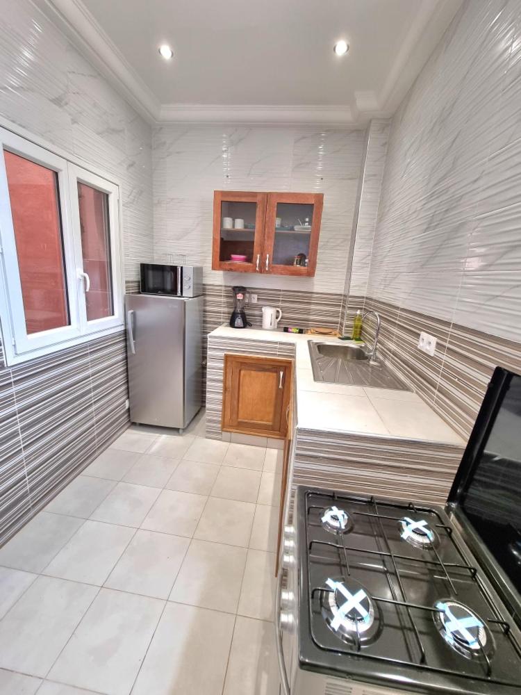 SUPERBE APPARTEMENT MEUBLÉ AU BORD DE LA PLAGE photo 3