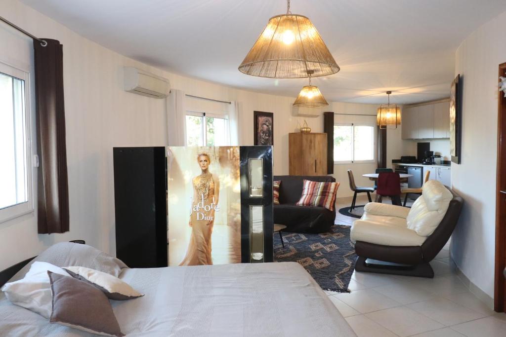 Appartement 50 m2 avec parking gratuit sur place photo 2