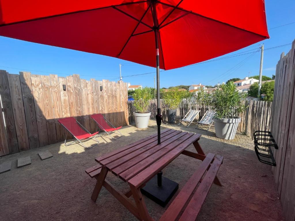 NOIRMOUTIER - Petite maison 500m plage Sableaux photo 2