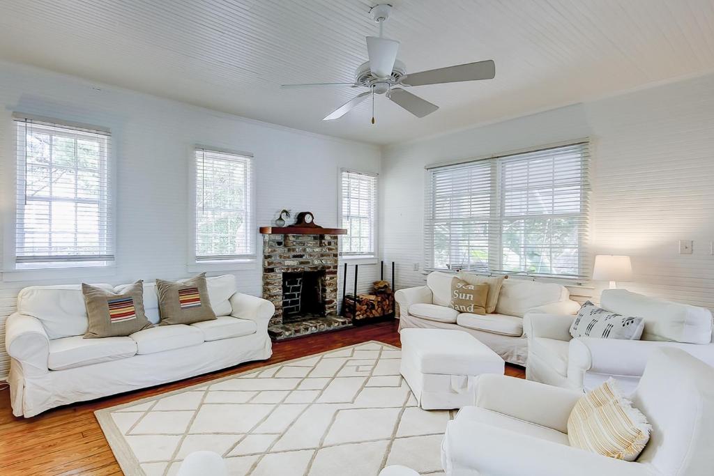 Sullivan's Island Serenity photo 1