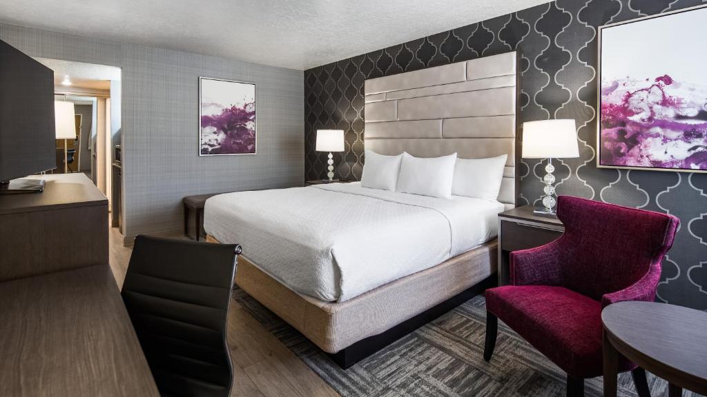 Abbey Inn image