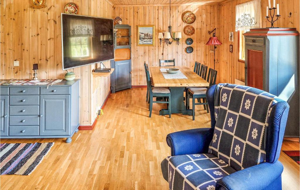 Nice Home In Hornnes With Wifi And 5 Bedrooms photo 3