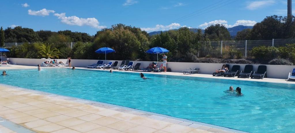 Maison duplex 2 chambres, avec jardin, 800m plage photo 1