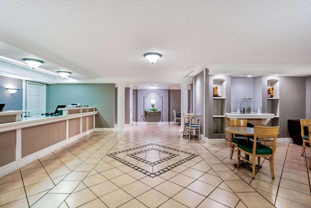 Baymont by Wyndham Abilene photo 1