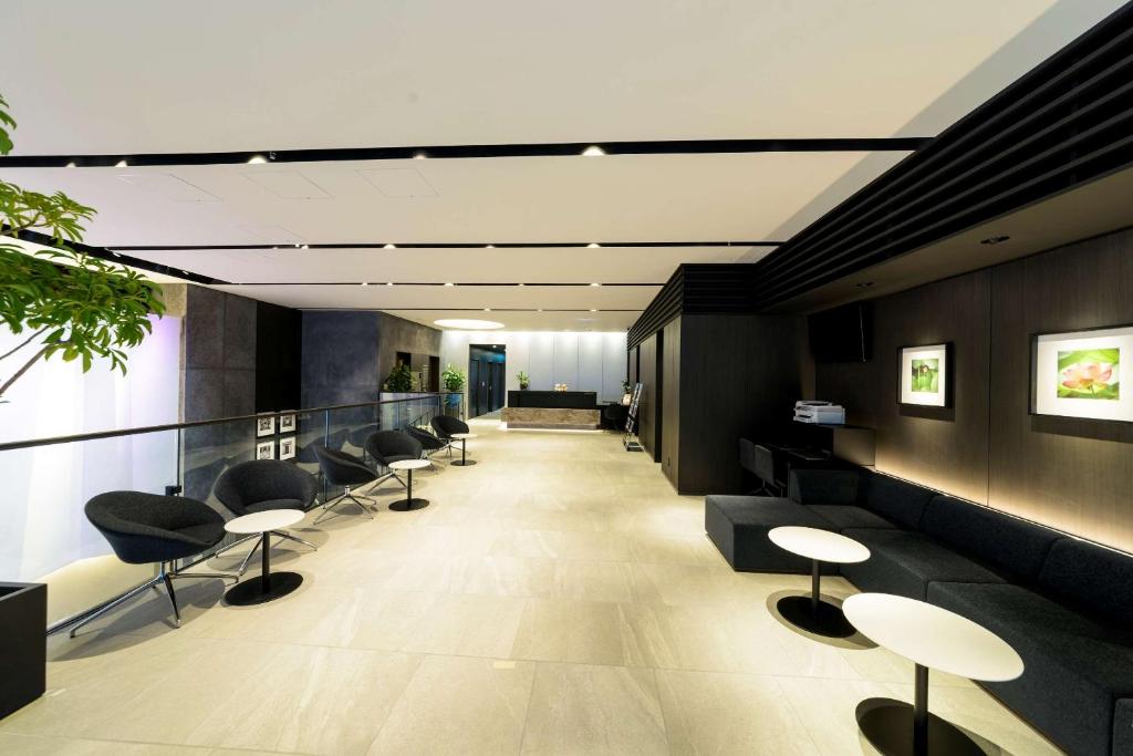Best Western Plus Hotel Fino Osaka Kitahama photo 2