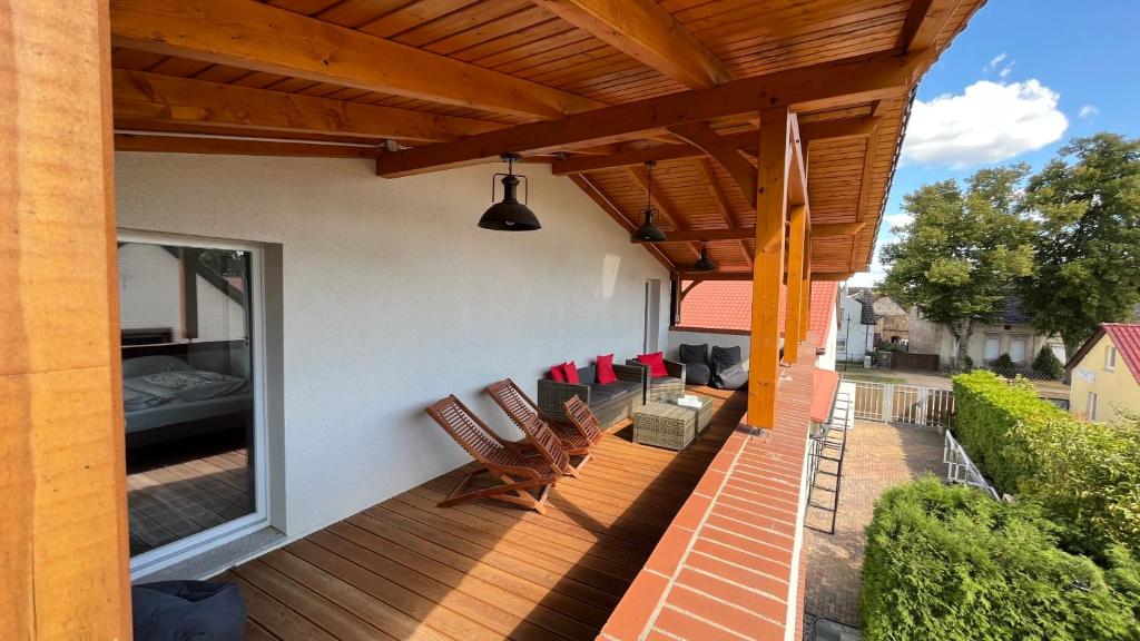 250qm Ferienhaus nahe Berlin für 16 Personen photo 2