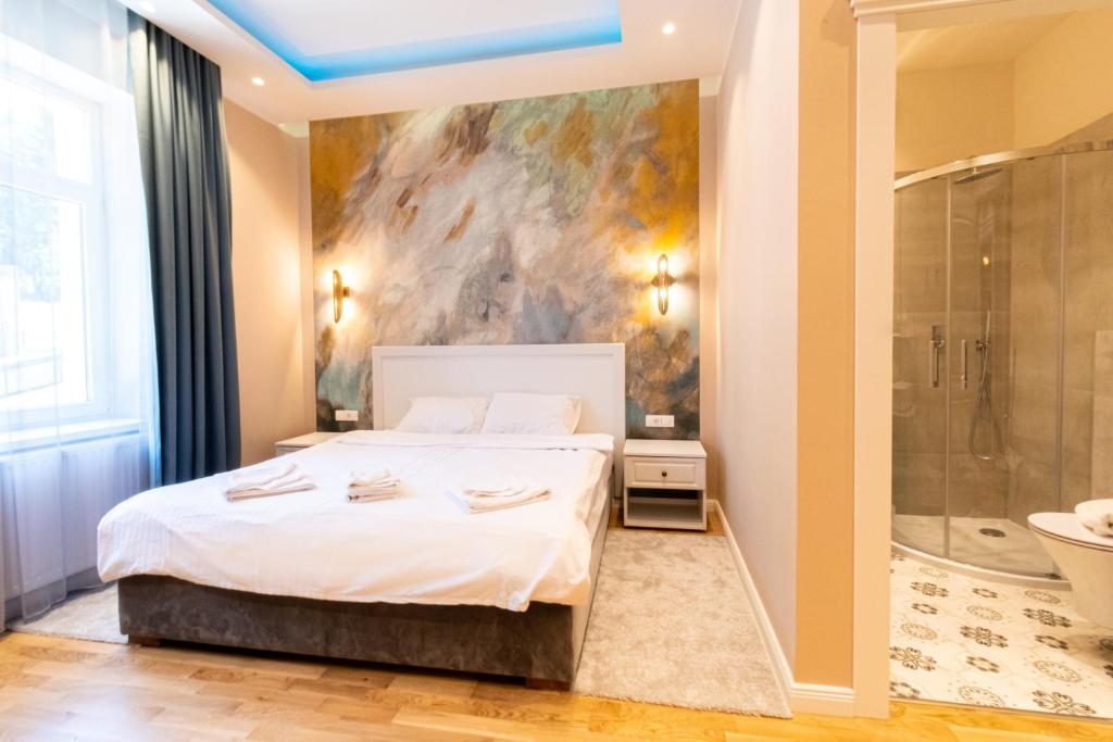 Black Gate - Quiet Studio in the Heart of Old Town with Free Private Secured Parking photo 2