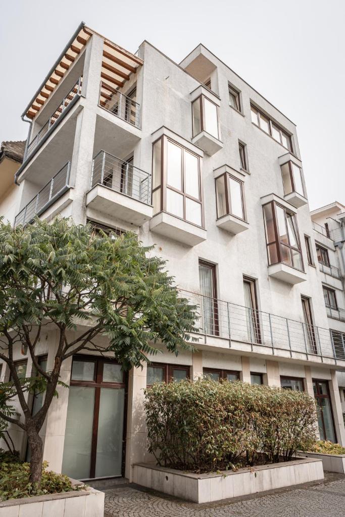 Kaiser Residence photo 1