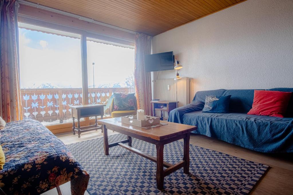 Apartment with a balcony and superb view - Huez - Welkeys photo 1