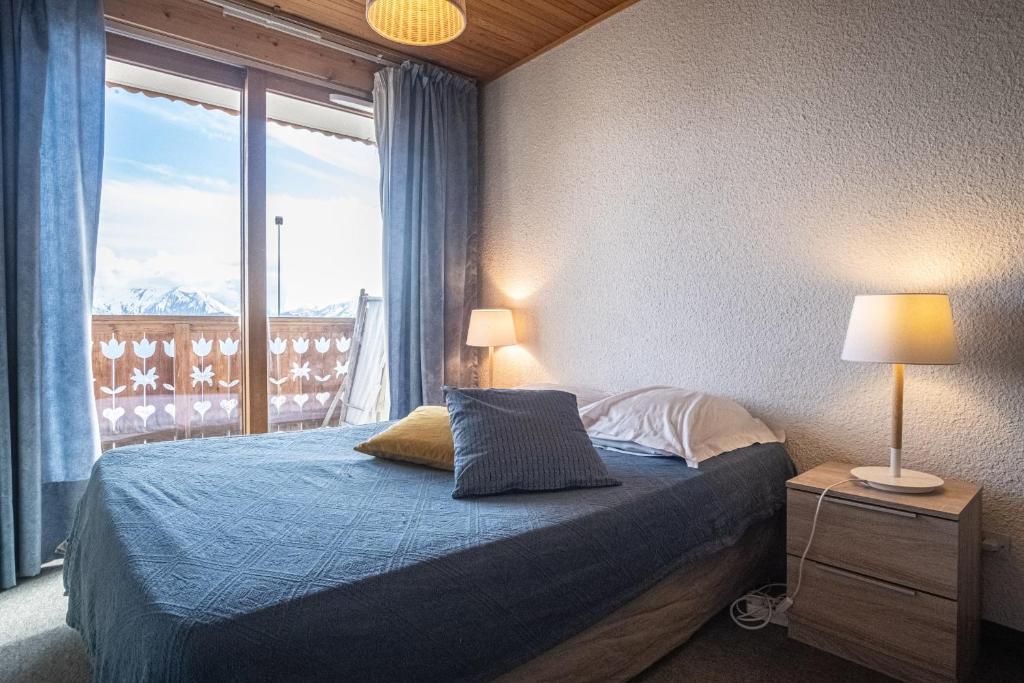 Apartment with a balcony and superb view - Huez - Welkeys photo 2