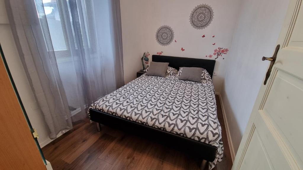 Comfortable 2-bedroom apartment in village centre photo 3