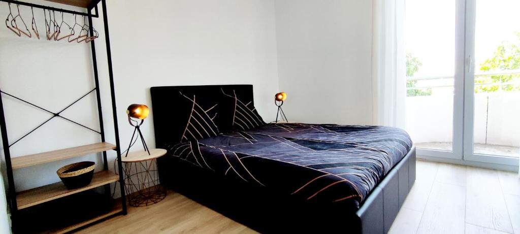 Indy Appart - T2 moderne, calme, propre, parking, balcon vue photo 3