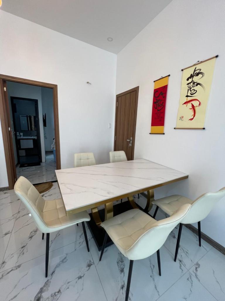 ALOHA HOMESTAY (5bedrooms + 1 Kitchen+ 1 Terrace )