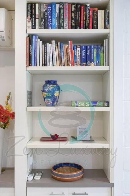 ZEN TREETOPS - Boutique 2-BR Apt w/ Private Pool photo 1