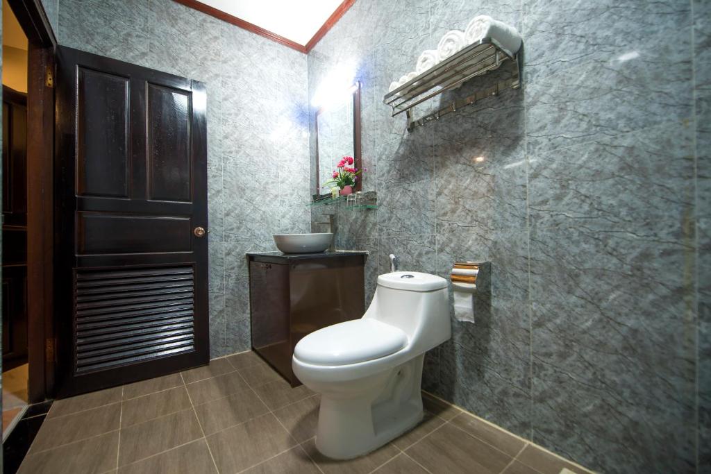 Vang Vieng Freedom Star's Hotel photo 4