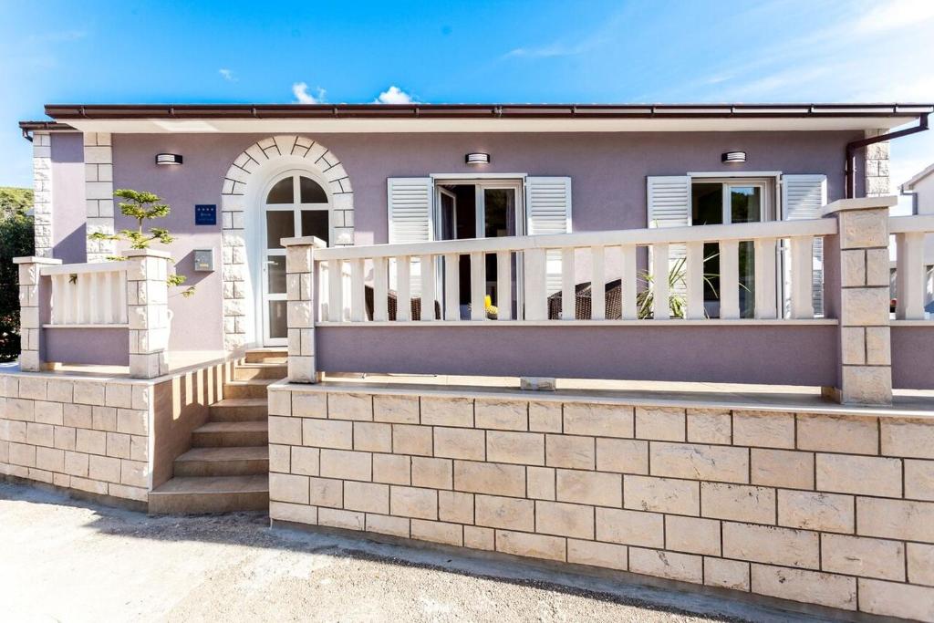Apartments by the sea Brna, Korcula - 9147 photo 1