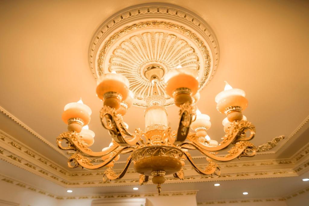 Khách sạn Hoa Đông