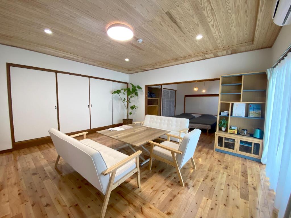 「西の横綱」俵山温泉で極上の湯治STAY。物語が始まる場所 -MUKU-