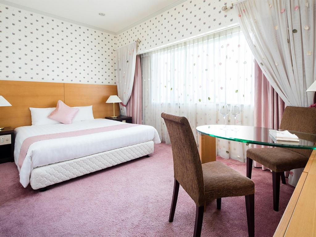 Hotel Francs photo 1