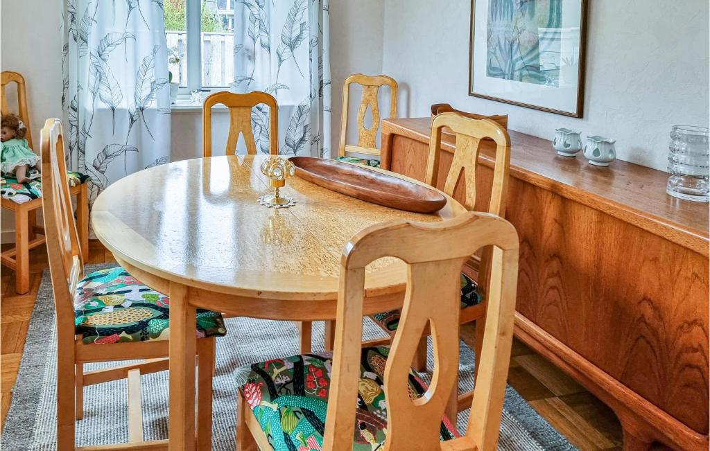 Amazing Home In Munkedal With 3 Bedrooms photo 4