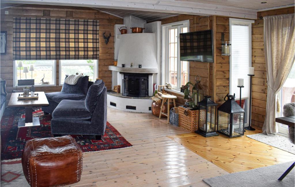 Amazing Home In Rjukan With Jacuzzi, Sauna And Wifi photo 3