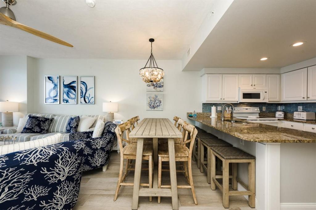 Unit 1404 Ocean Walk - 3 Bedroom Ocean Front photo 4