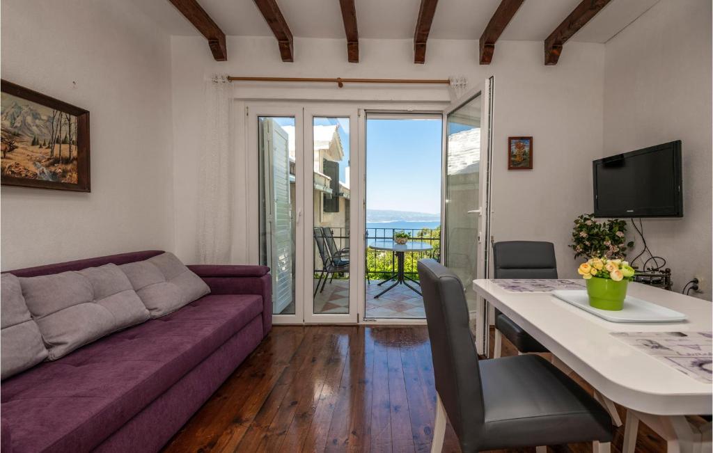 Awesome Home In Baska Voda With 2 Bedrooms And Wifi photo 2