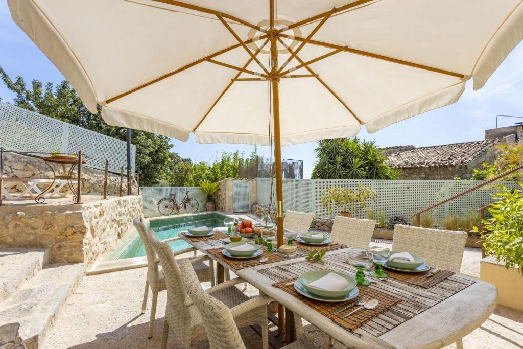 Caimaris House photo 2