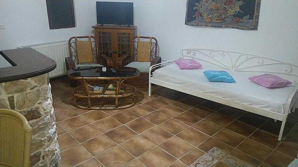 Το πετρινο photo 3
