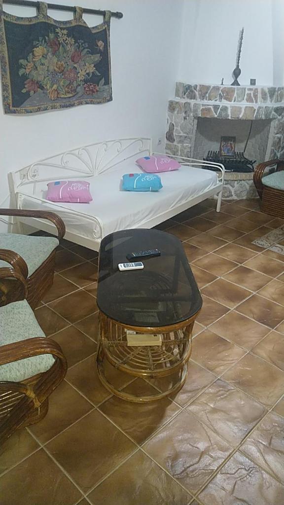 Το πετρινο photo 2