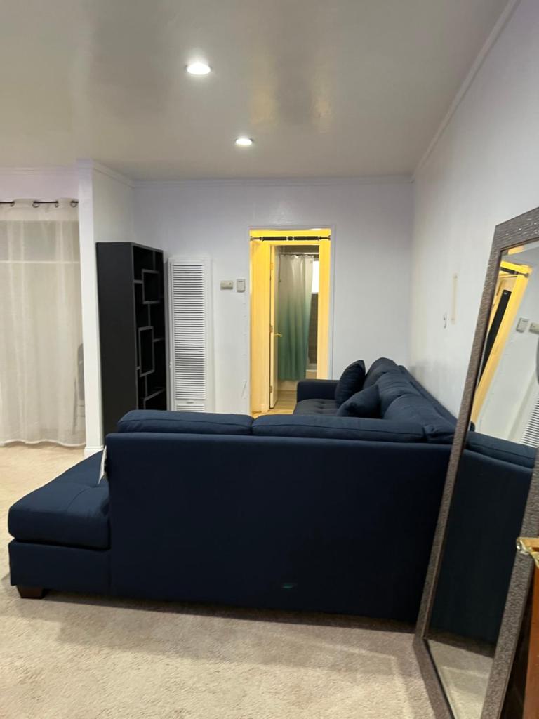 Amazing 1bd apartment with big office image