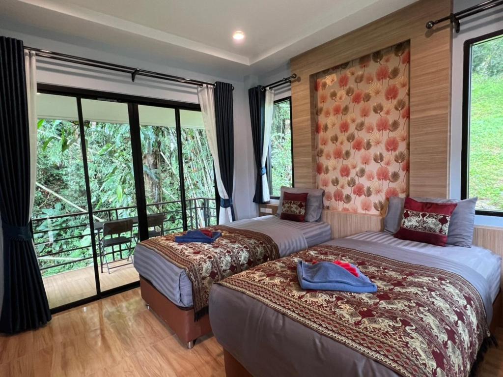 Khaosok Rainforest Resort photo 3