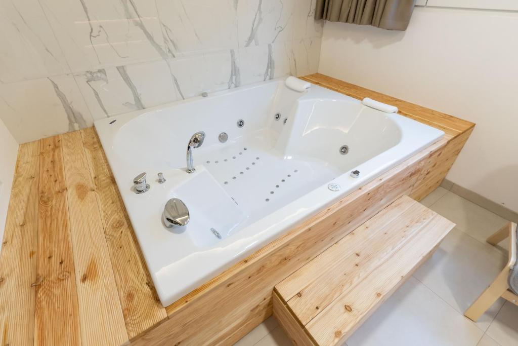 President Apartman Spa photo 1