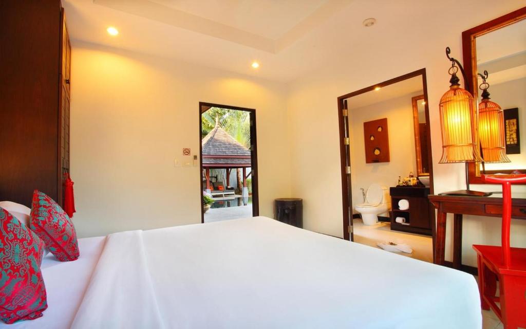 Вилла (Семейная вилла с 2 спальнями и собственным бассейном), The Bell Pool Villa Resort Phuket