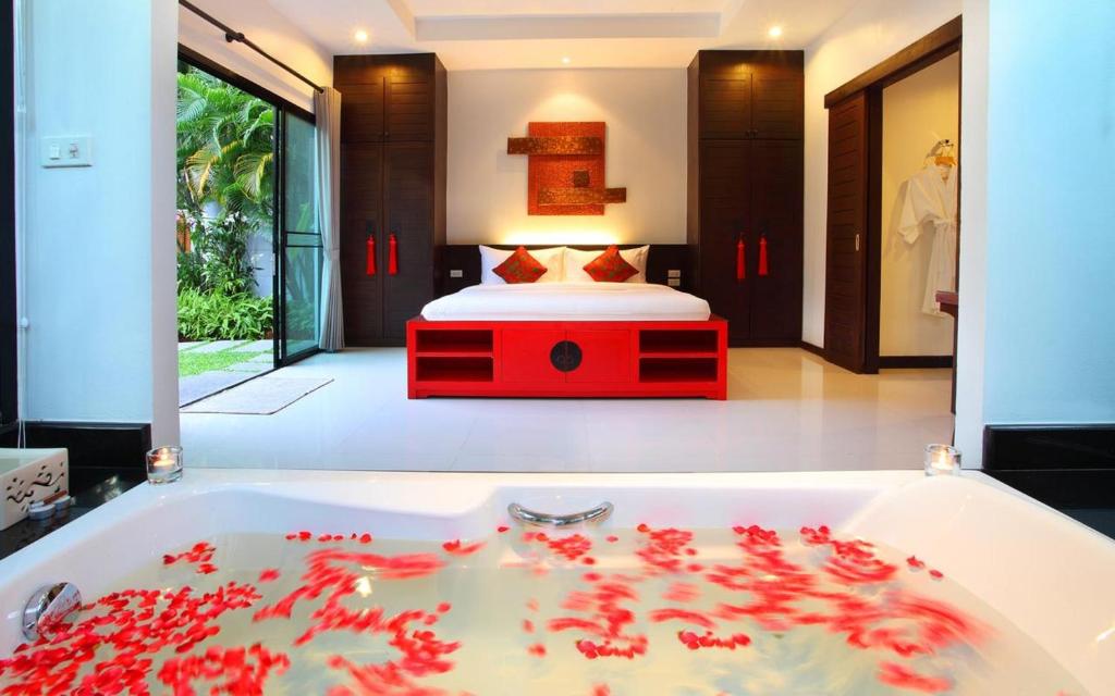Вилла (Президентская вилла с 4 спальнями и бассейном), The Bell Pool Villa Resort Phuket