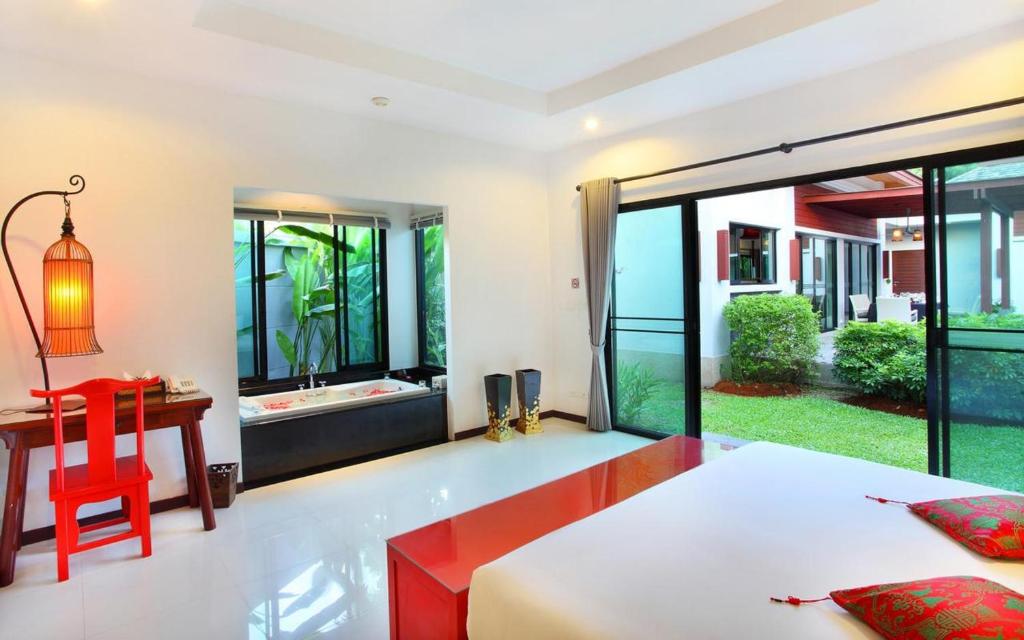 Вилла (Президентская вилла с 4 спальнями и бассейном), The Bell Pool Villa Resort Phuket