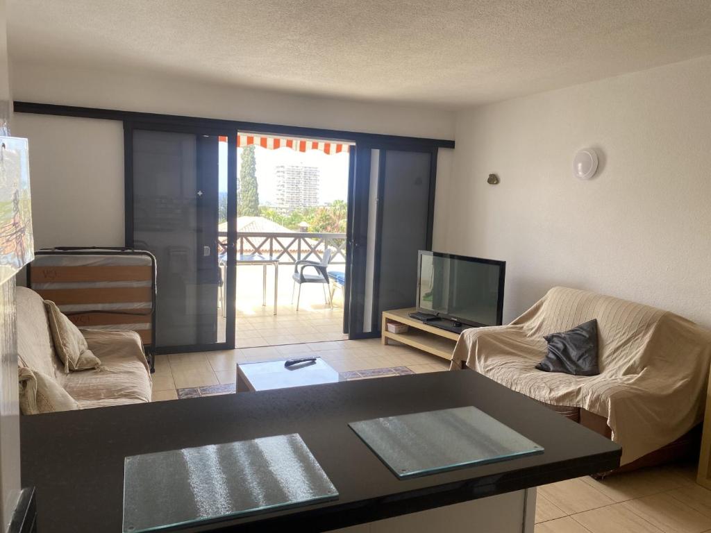 Apartment 7B2, Victoria Court 1,Avenida Londres 6, Los Cristianos, 38650, Tenerife photo 1