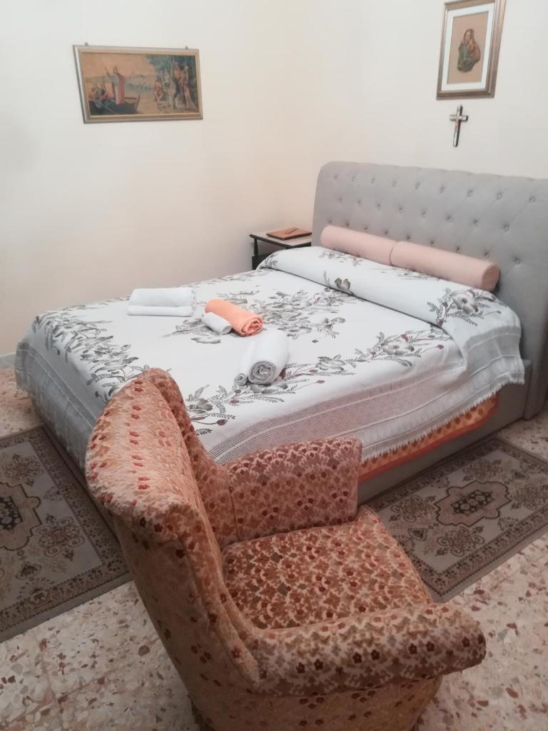 RENT ROOM JOE Via Dante 77 Solarino photo 4