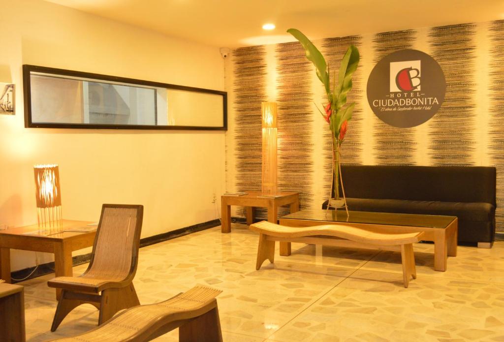 Hotel Ciudad Bonita photo 3