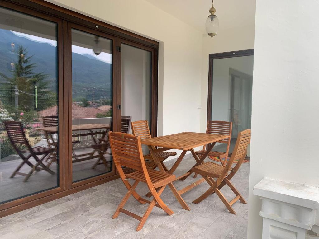 Big appartement - 9 guests - 30 min from ski stations photo 2