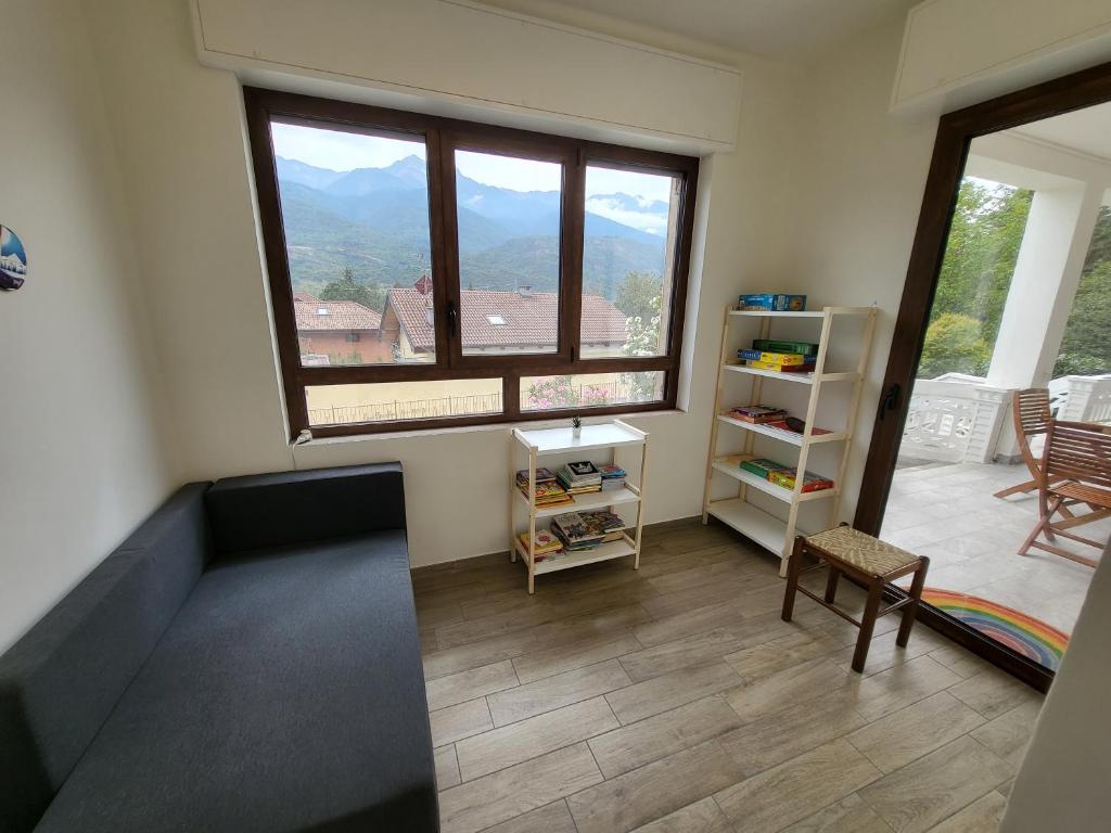 Big appartement - 9 guests - Air Conditionning and Courtyard - Tap to explore photos