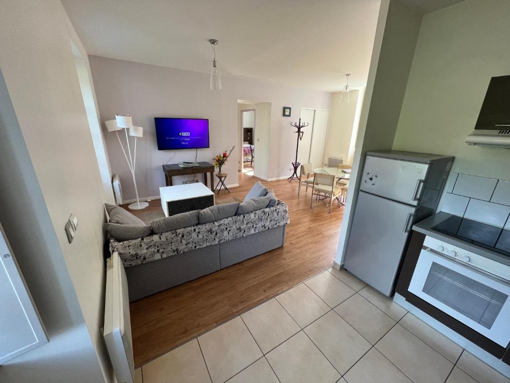 Charmant appartement RDC familial ou pour le travail photo 1