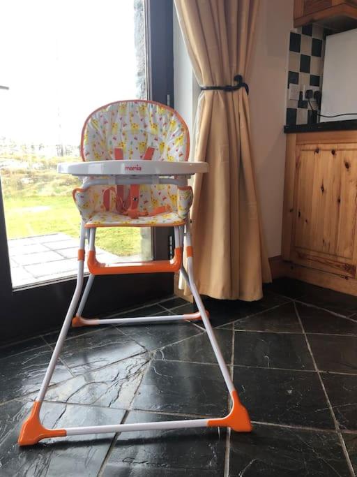Luxury Sea View Cottage Ballyconneely Winter Specials - Tap to explore photos