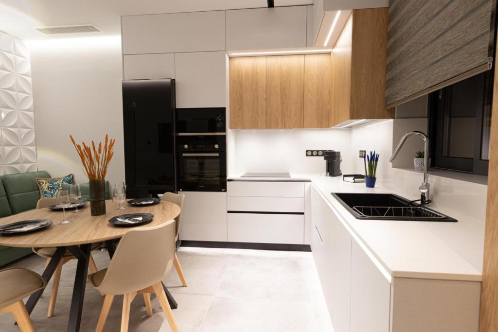 BillMar Luxury Apartment in the center of Gythio photo 1
