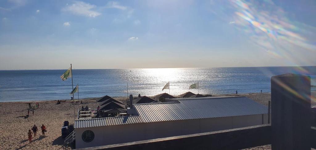 Mooi Chalet voor een Top Vakantie aan Zee photo 2