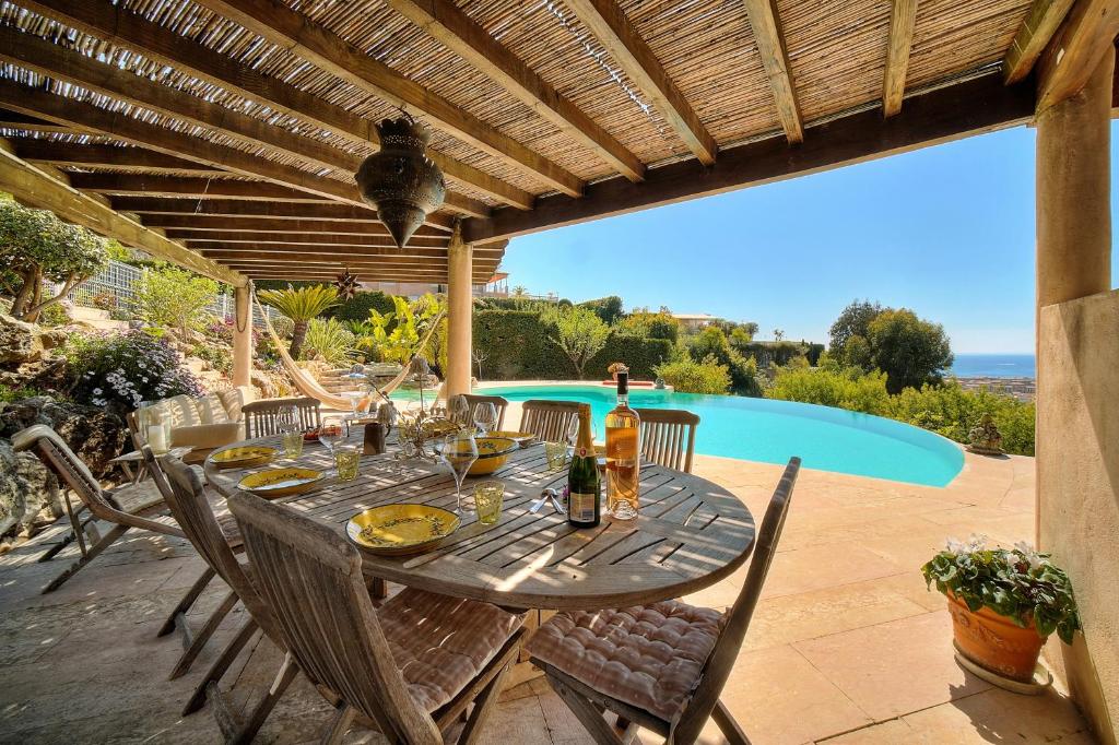 Villa Paradiso Premium 3 bedroom villa with private pool photo 2