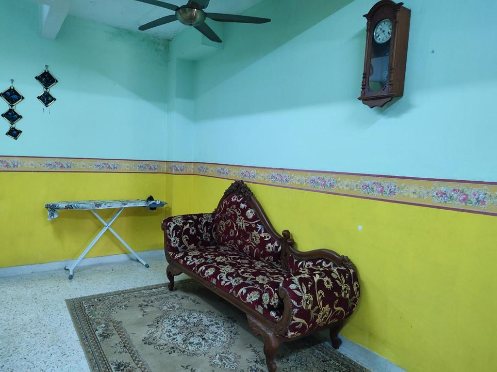 KLUANG BARAT HOMESTAY photo 3